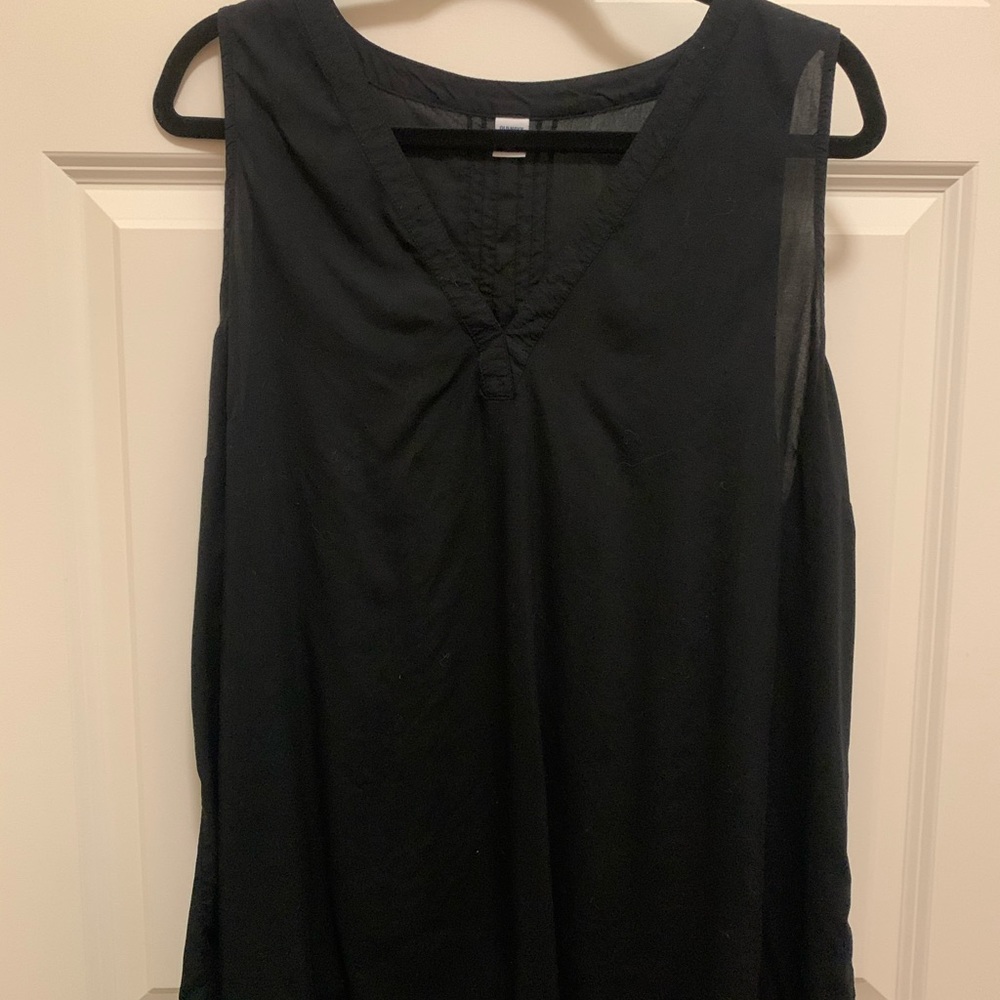 Black, business casual v-neck tank